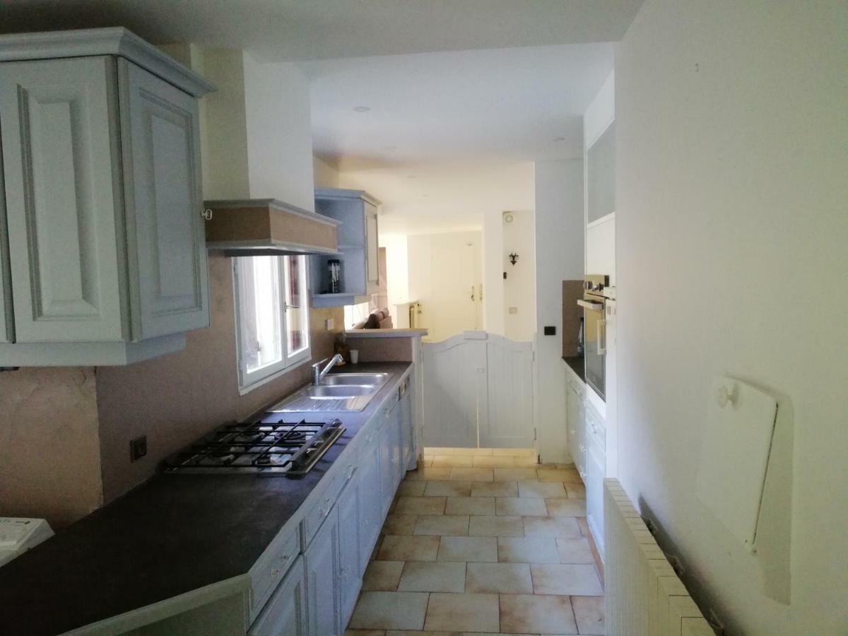 Karmel Avenue Des 2 Chateaux Hotel Guermantes Zewnętrze zdjęcie