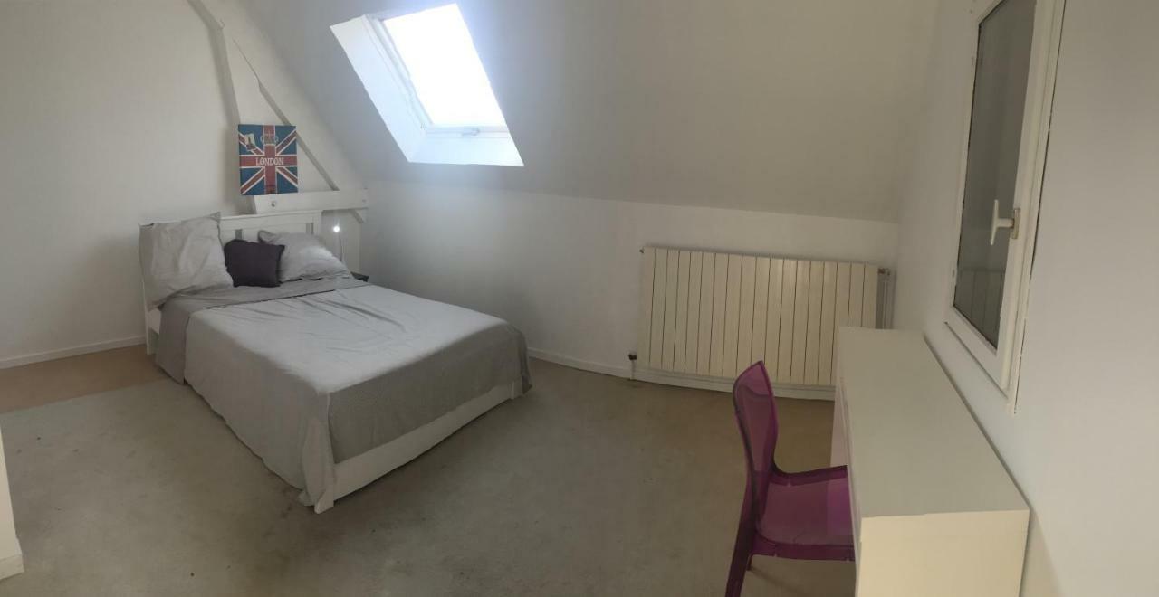 Karmel Avenue Des 2 Chateaux Hotel Guermantes Zewnętrze zdjęcie